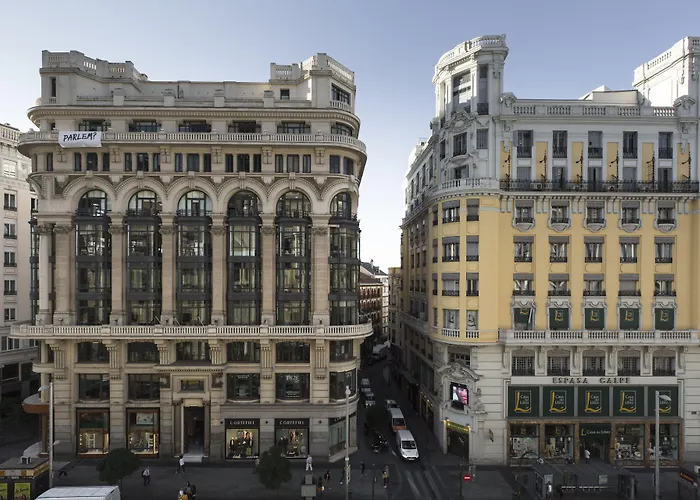 Petit Palace TriballAlbergo